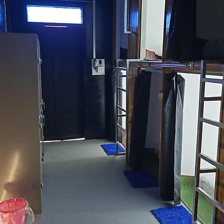 Kai Lions International Capsule Hostel Pakse Eksteriør bilde